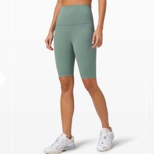 Lululemon biker shorts